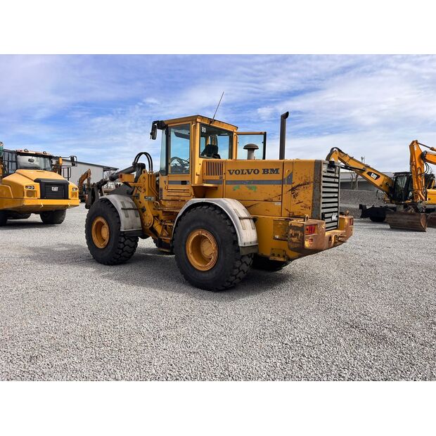 1992 Volvo L120B-48224366