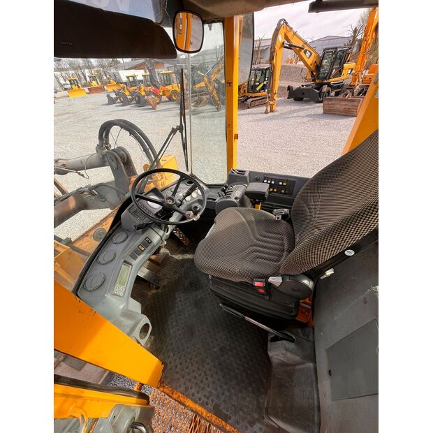1992 Volvo L120B-48224374