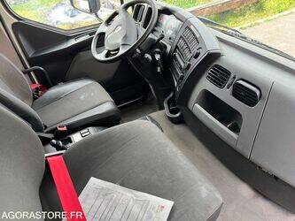 2015-renault-d-wide-1468268-48228141
