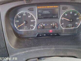 2012-mercedes-benz-1833-1468291-48228345