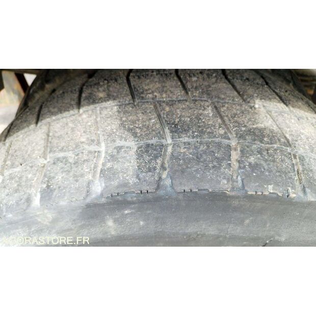 2012 Mercedes-Benz 1833-48228354