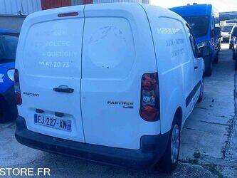 2017-peugeot-partner-1468309-48228694
