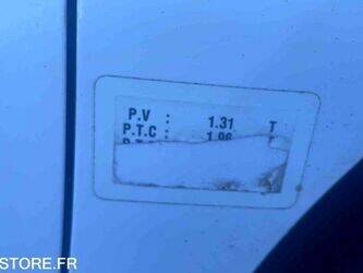 2017-peugeot-partner-1468309-48228746