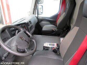 2017-renault-d-wide-1468323-48228819