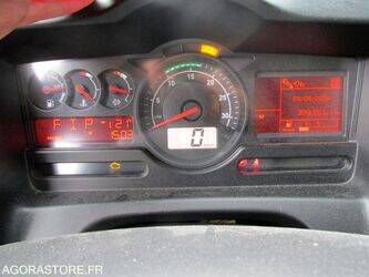 2017-renault-d-wide-1468323-48228820