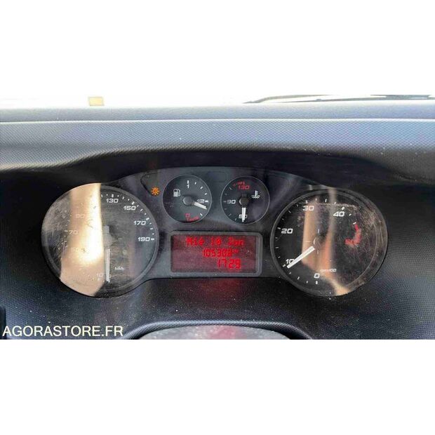 2017 Iveco 35-140-48229007