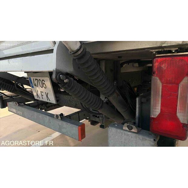 2017 Iveco 35-140-48229025
