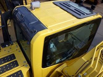 2024-komatsu-pc200-11-48229605