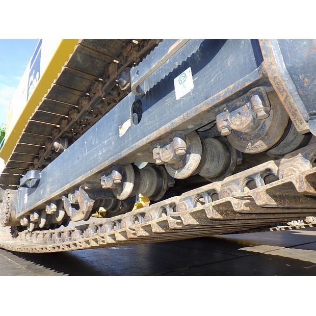 2024 Komatsu PC200-11-48229676