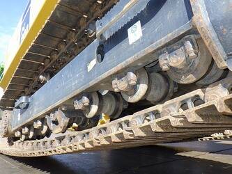 2024-komatsu-pc200-11-48229676