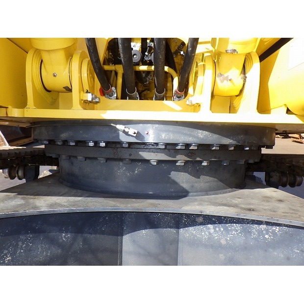 2024 Komatsu PC200-11-48229677