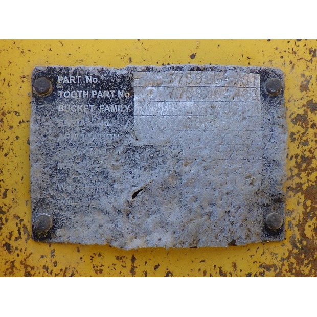 2024 Komatsu PC200-11-48229685