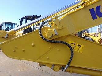 2024-komatsu-pc200-11-48229695
