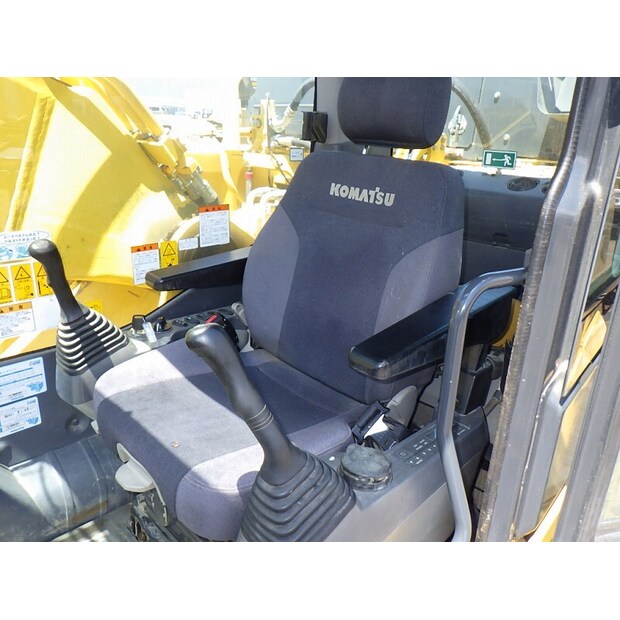 2019 Komatsu PC450-11N0-48230660