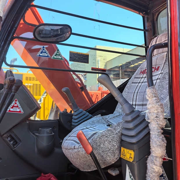 2025 Hitachi ZX60-48232070