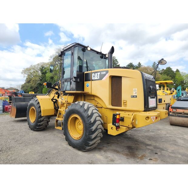 2011 Caterpillar 930H-48232074
