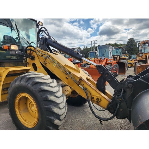 2011 Caterpillar 930H-48232077