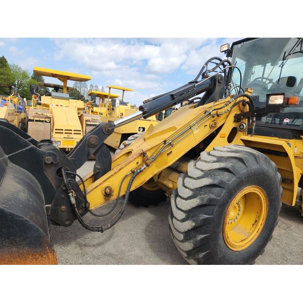 2011 Caterpillar 930H-48232078