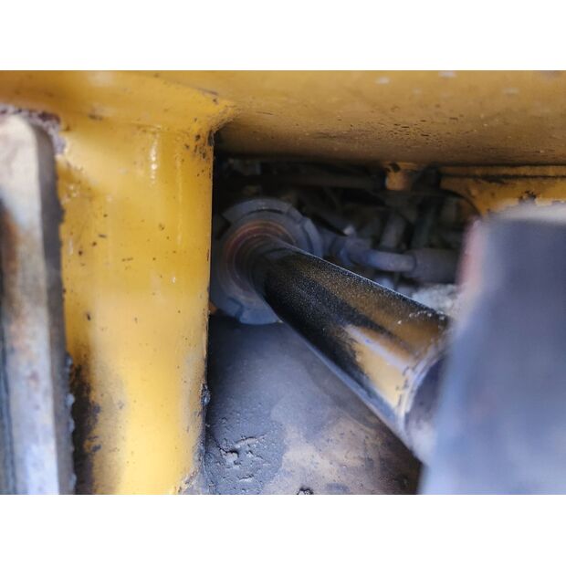 2011 Caterpillar 930H-48232079