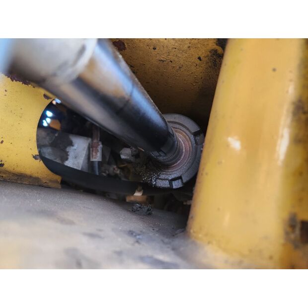 2011 Caterpillar 930H-48232080