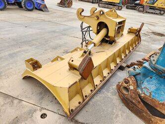 2011-caterpillar-930h-1468894-48232091