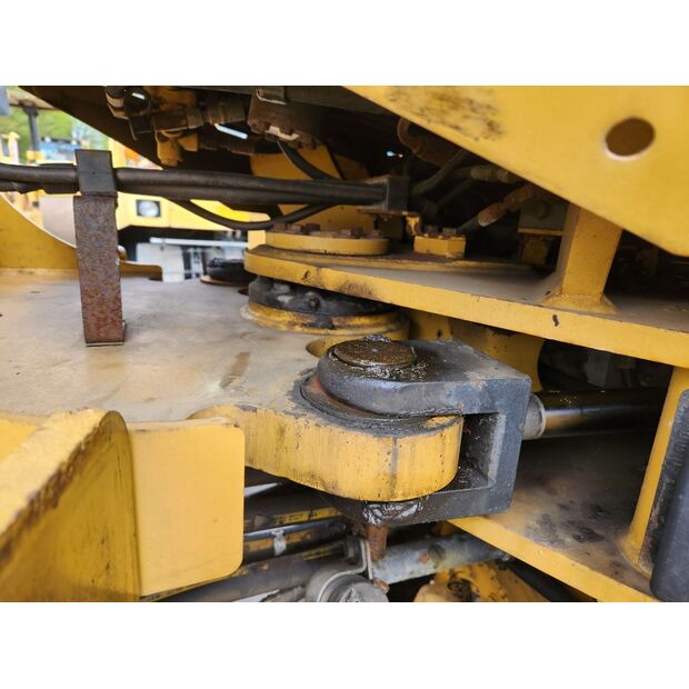 2011 Caterpillar 930H-48232101