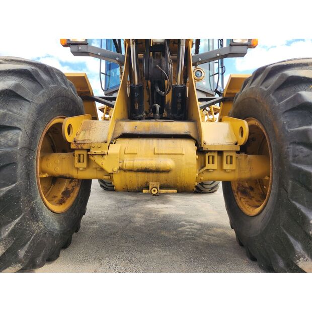 2011 Caterpillar 930H-48232160