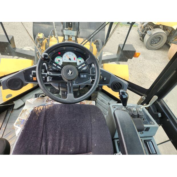 2011 Caterpillar 930H-48232178