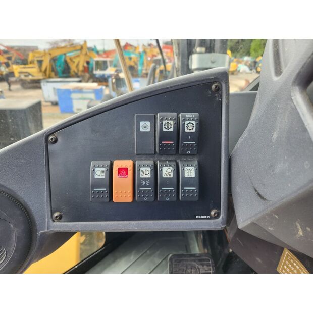 2011 Caterpillar 930H-48232187
