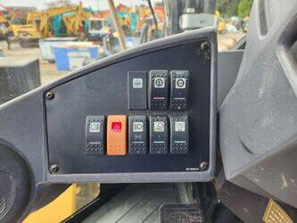 2011-caterpillar-930h-1468894-48232187