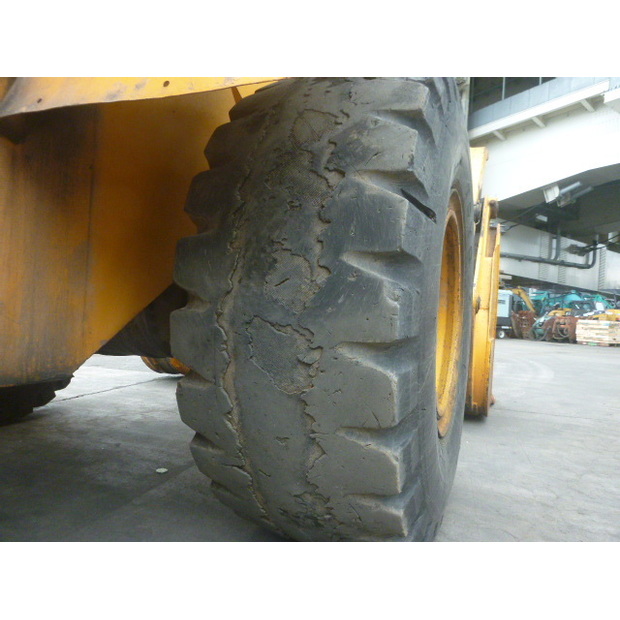1998 TCM L32-48232805