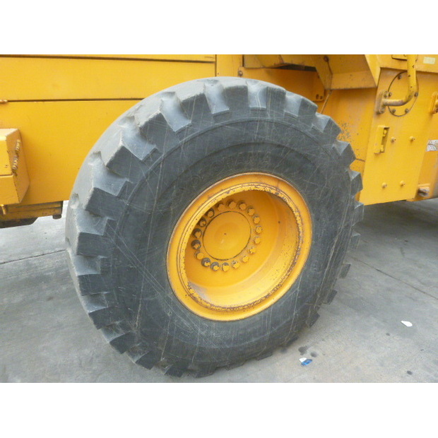 1998 TCM L32-48232807