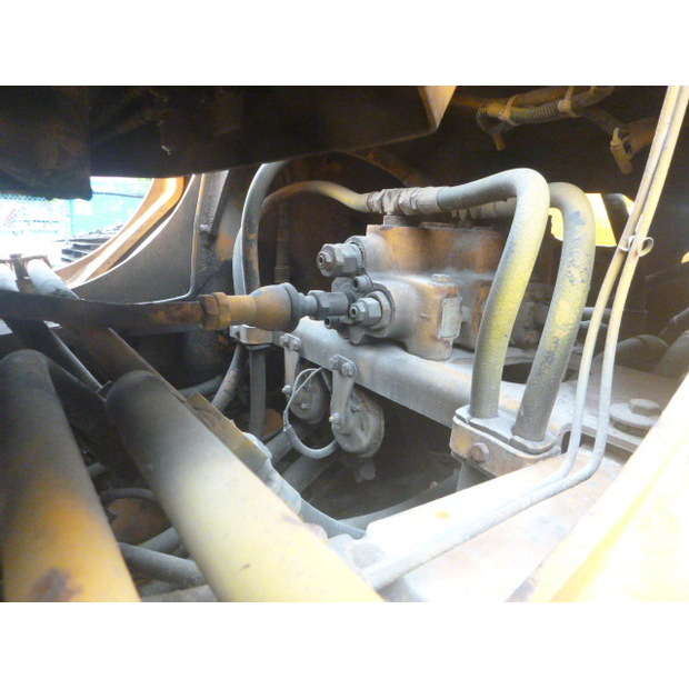 1998 TCM L32-48232810