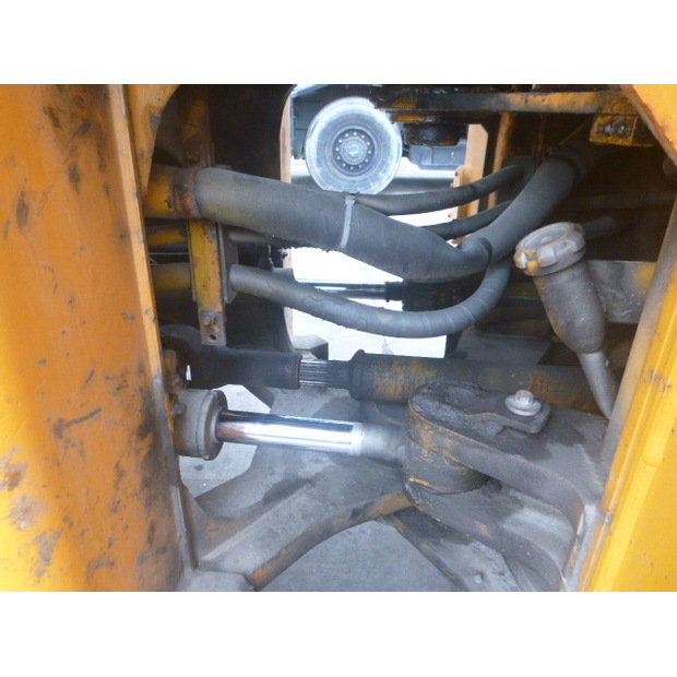 1998 TCM L32-48232811