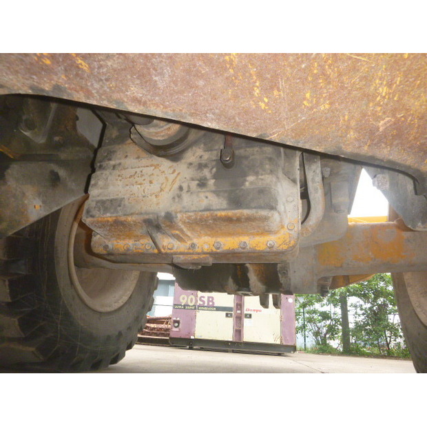 1998 TCM L32-48232813