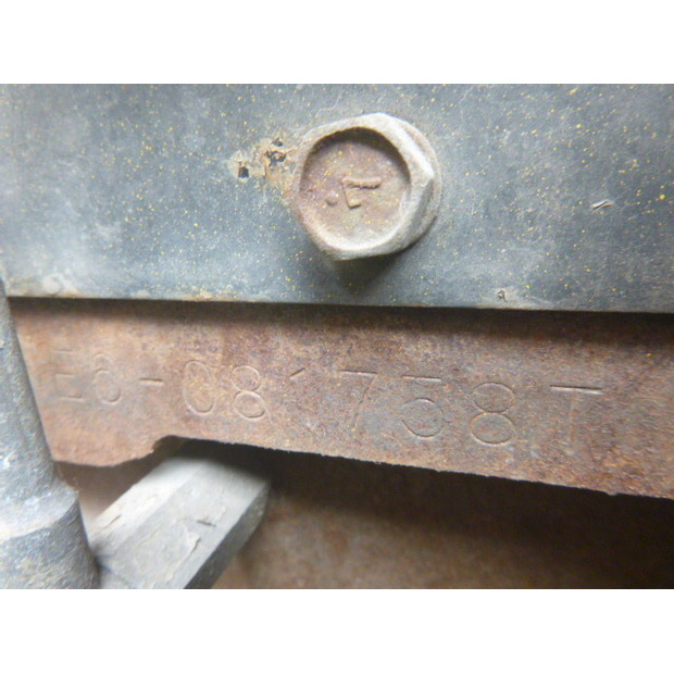 1998 TCM L32-48232820