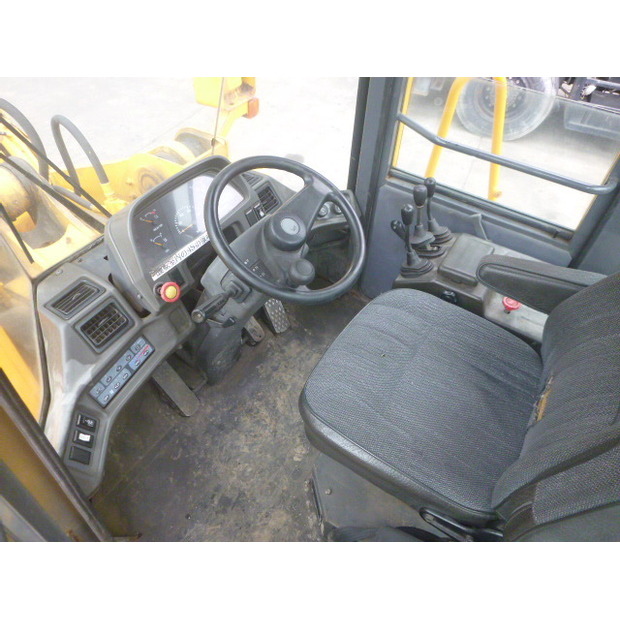 1998 TCM L32-48232822