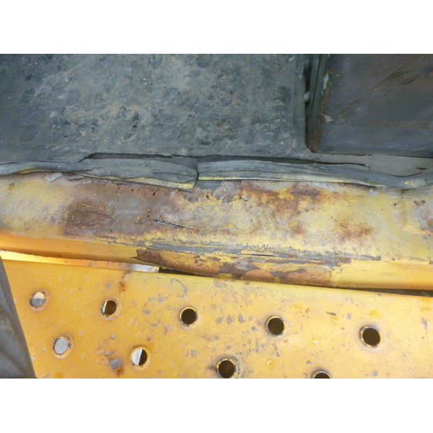1998 TCM L32-48232832