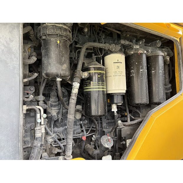 2019 Komatsu WA500-8-48233004