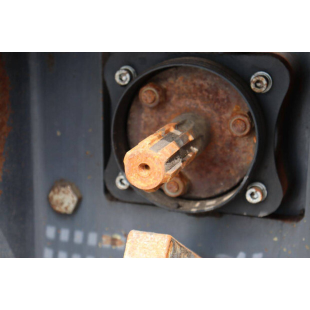 1998 New Holland M1004DT-48234846