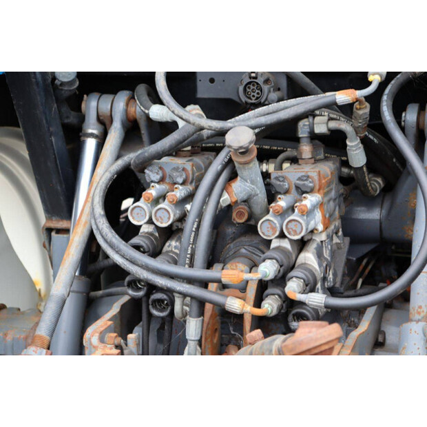 1995 Ford 6640-48234973