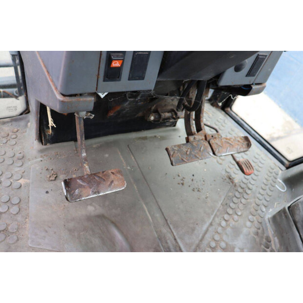 1995 Ford 6640-48234982