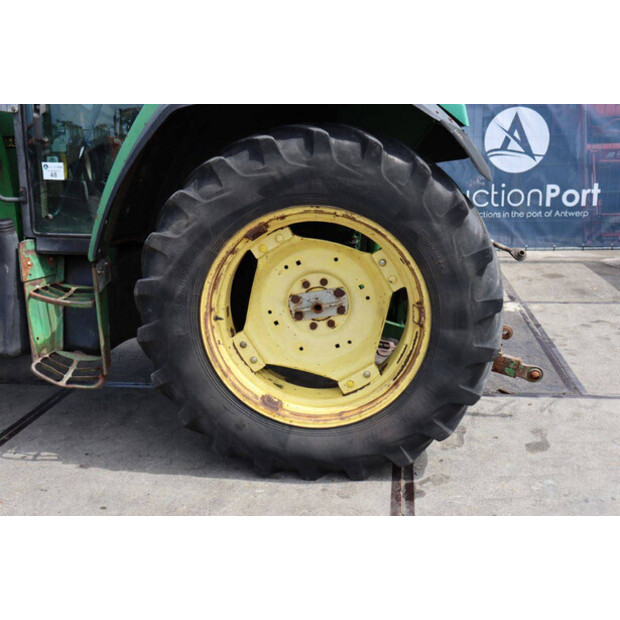 1995 جون دير 6100-48235097
