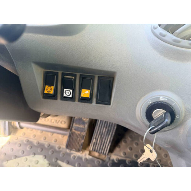 2005 Volvo L150E-48235178
