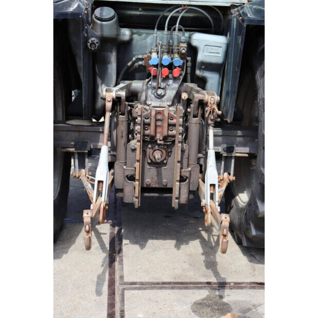 1990 Massey Ferguson 3060-48235205