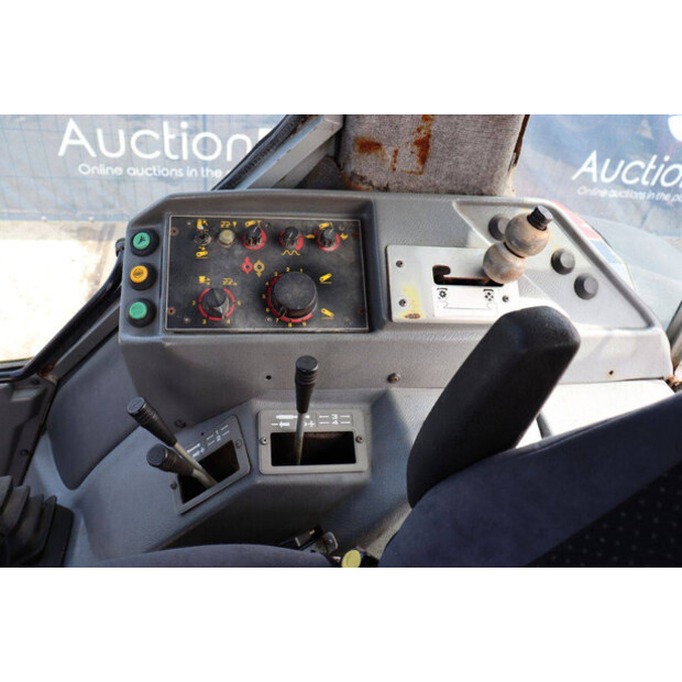 1990 Massey Ferguson 3060-48235217