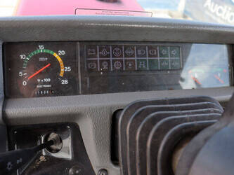 1990-massey-ferguson-3060-1468978-48235223