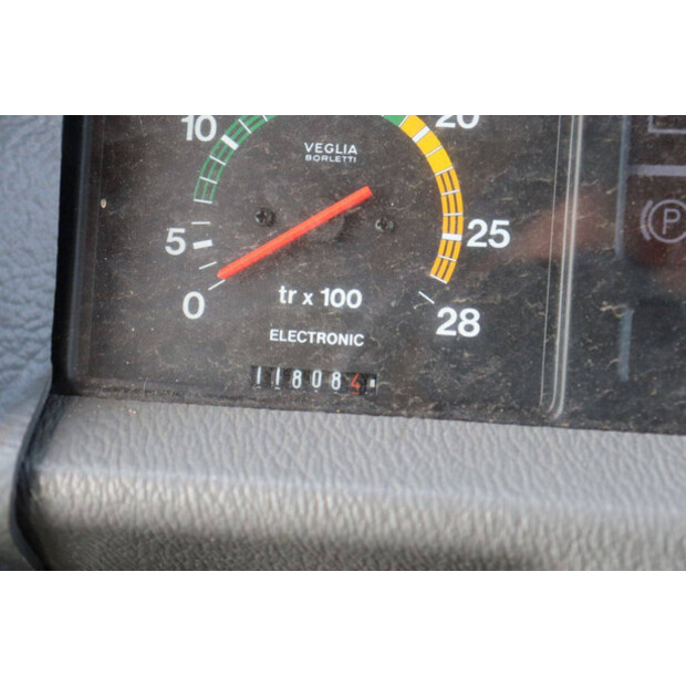 1990 Massey Ferguson 3060-48235225