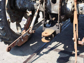 1979-massey-ferguson-565-48235349