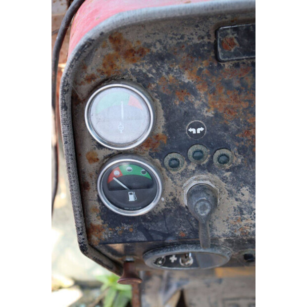 1979 Massey Ferguson 565-48235362